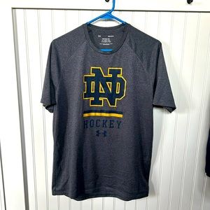 Norte Dame Hockey Under Armour grey t-shirt tech size medium new without tags